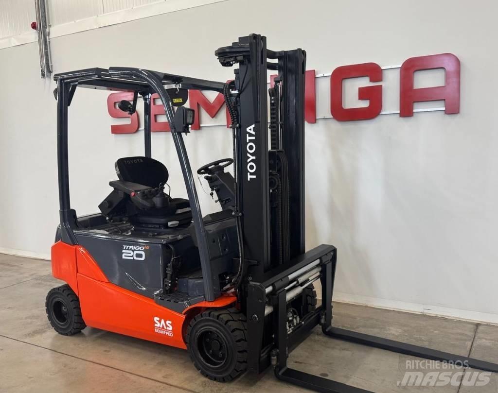 Toyota 10898 8FBM20T Wózki elektryczne