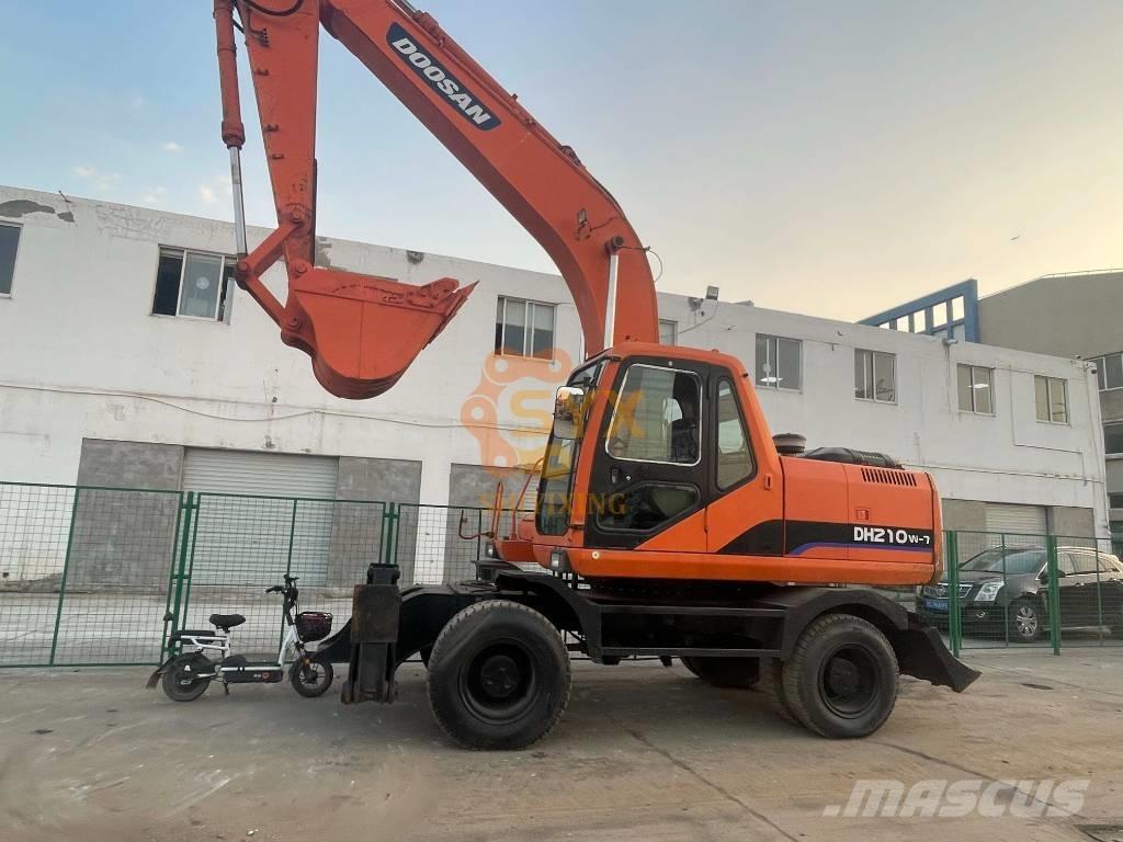 Doosan DH210W-7 Koparki kołowe