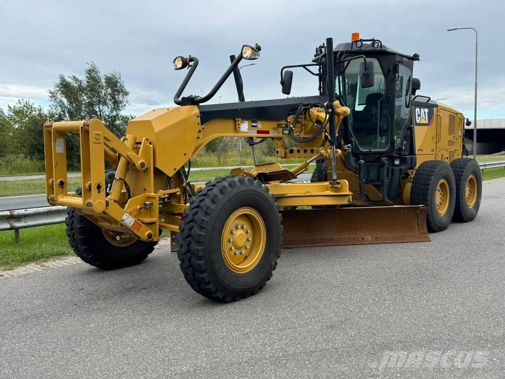 CAT 140M2 Równiarki