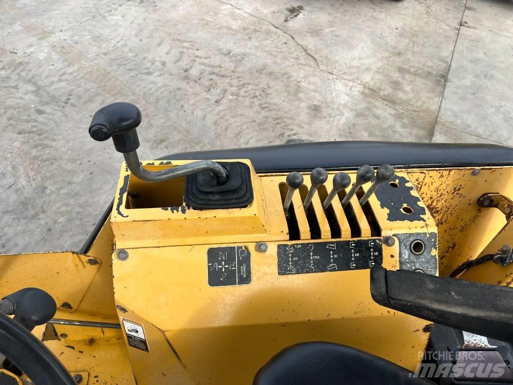 John Deere 210 LE Ładowacze i koparki czołowe