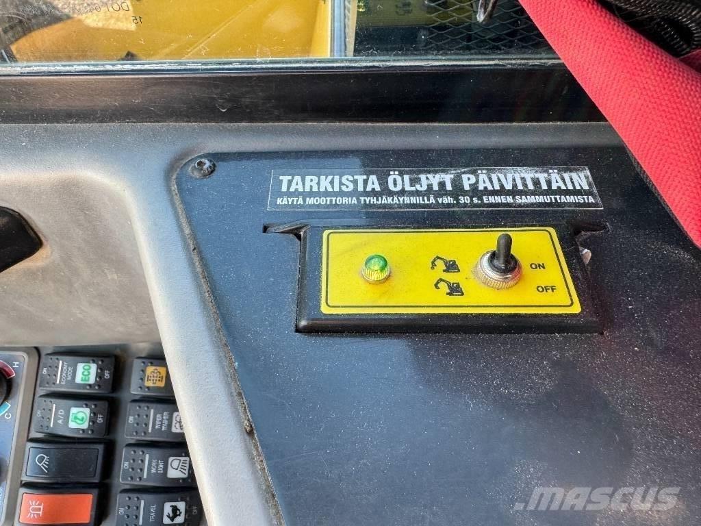 Yanmar Vio 80 Koparki gąsienicowe