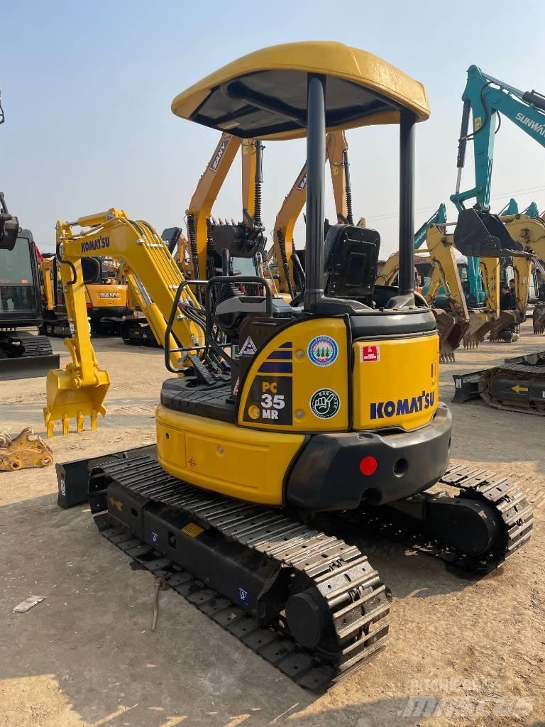 Komatsu PC35 Minikoparki