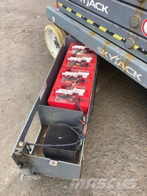 SkyJack SJ III 3226 Podnośniki nożycowe