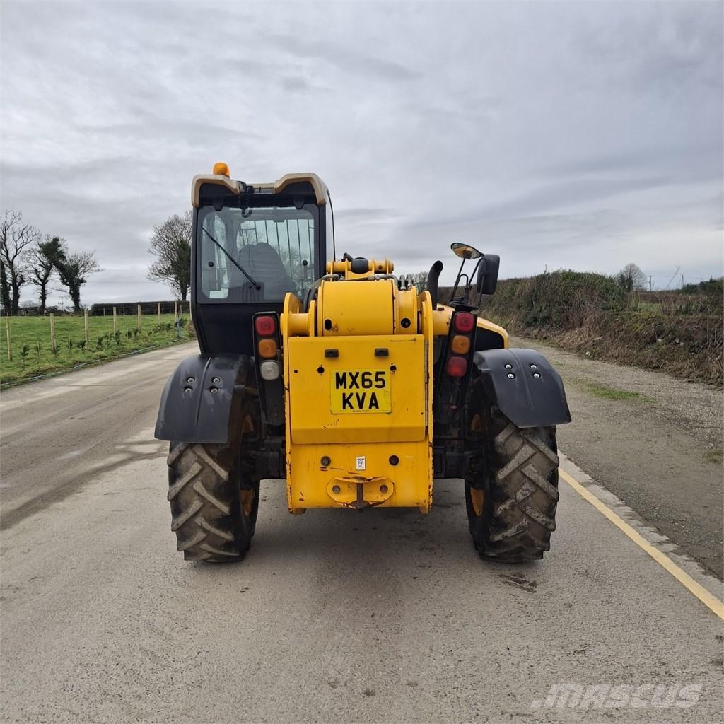 JCB 535-125 Hiviz Ładowarki teleskopowe