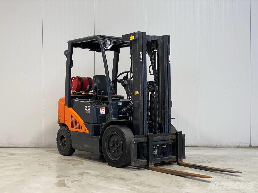 Doosan G25N-7 Wózki LPG