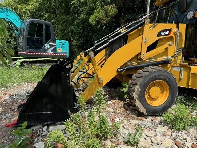 CAT 420 F Koparko-ładowarki