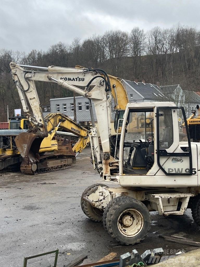 Komatsu PW 95 Koparki kołowe