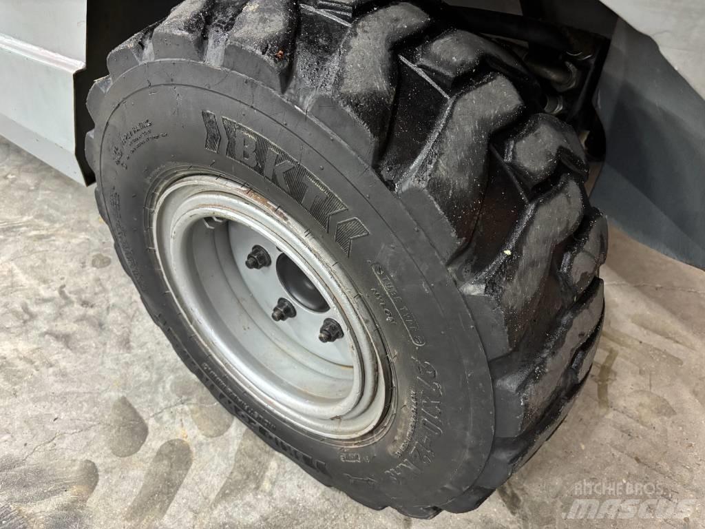 Manitou MH 25.4 T Wózki widłowe terenowe