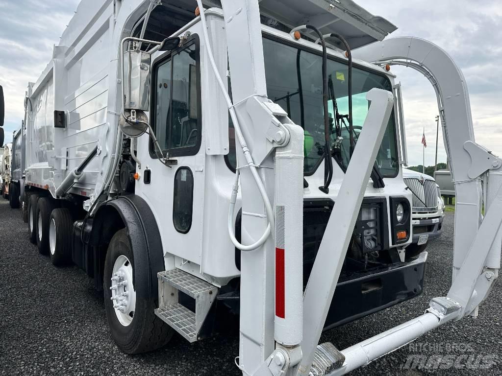 Mack MRU613 Śmieciarki