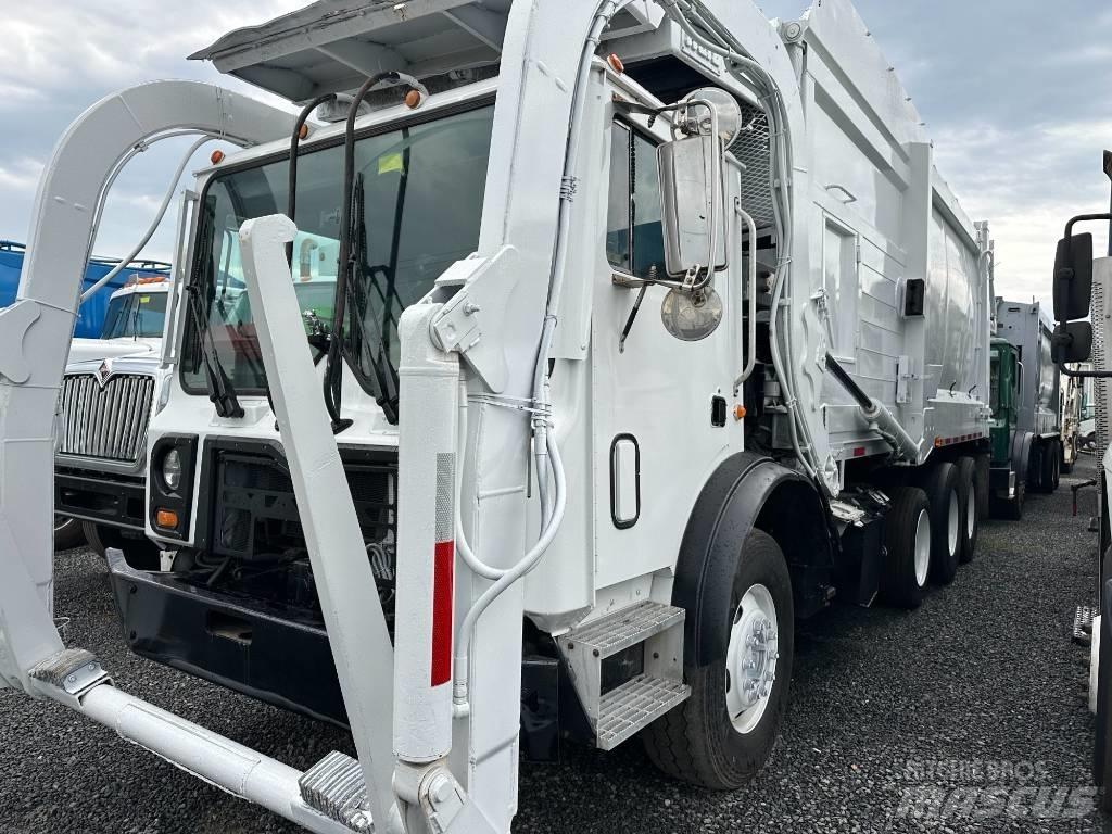 Mack MRU613 Śmieciarki