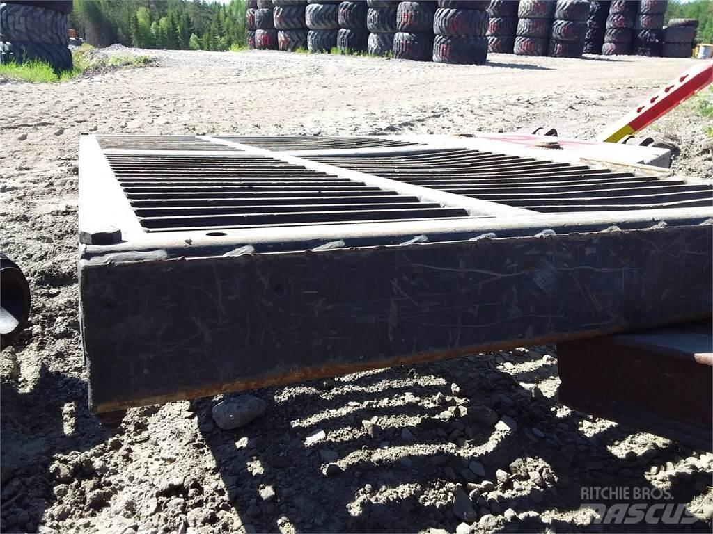 Valmet 840.3 Inne akcesoria