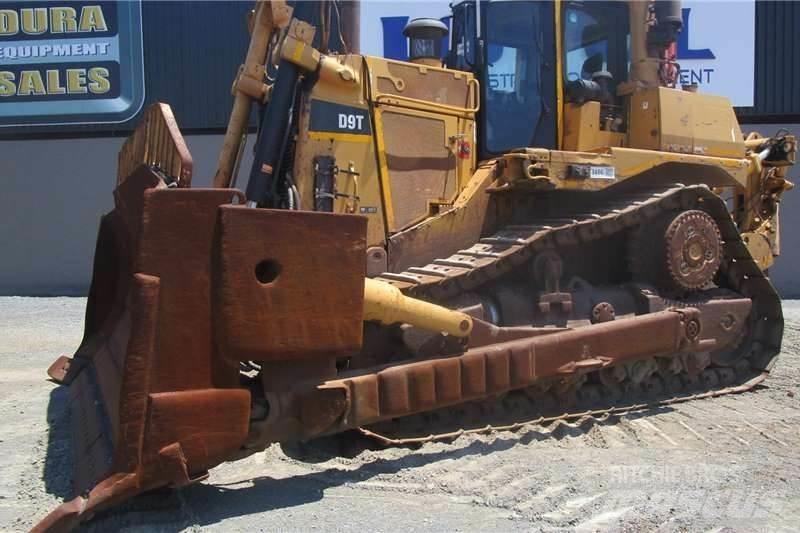 CAT D9T Spycharki gąsienicowe