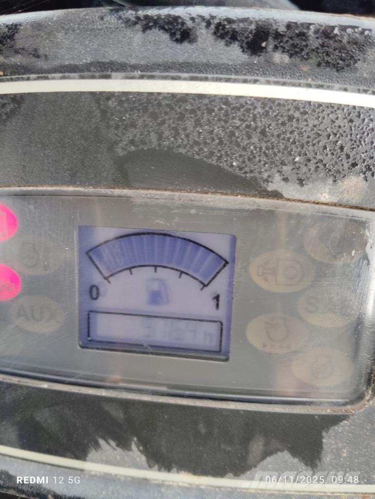 JCB 8018 Minikoparki