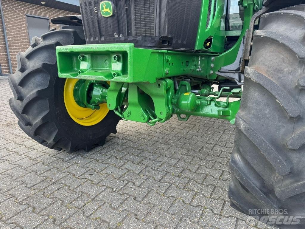 John Deere 6120 M Ciągniki rolnicze