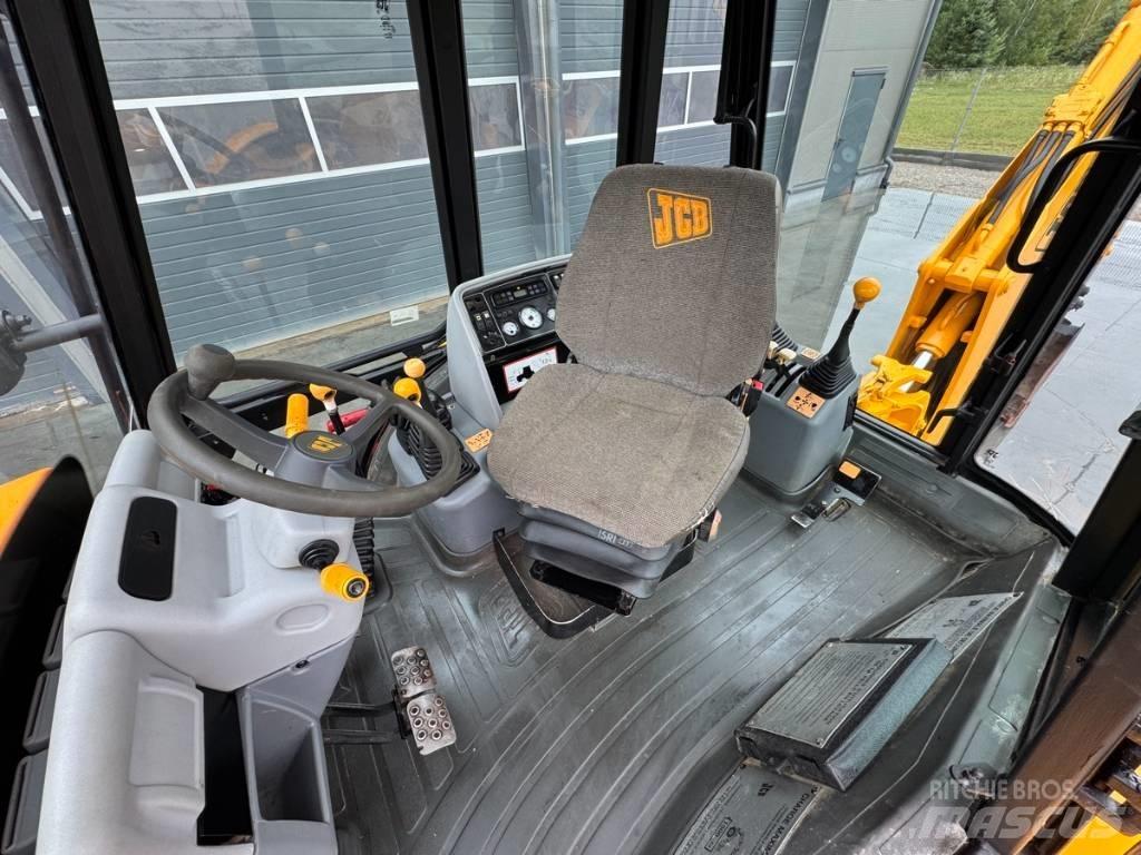 JCB 3 CX Koparko-ładowarki