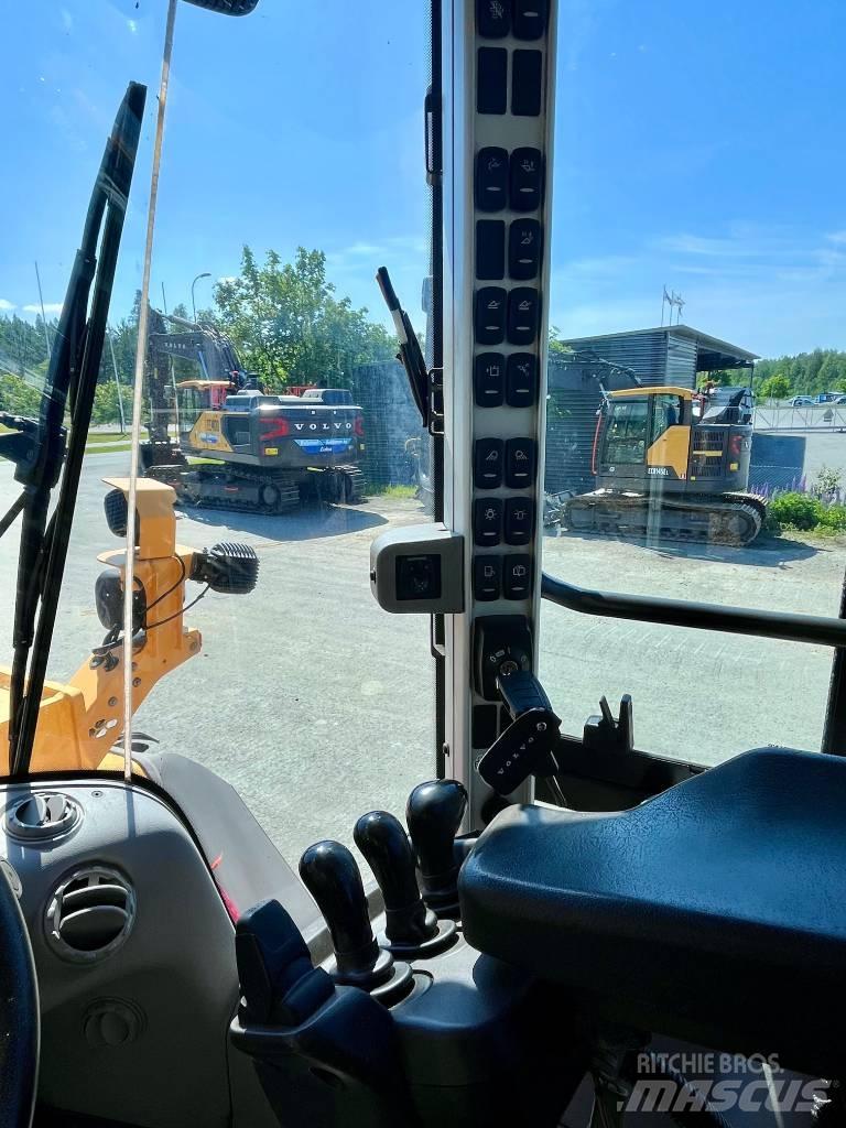 Volvo L 120 H Ładowarki kołowe