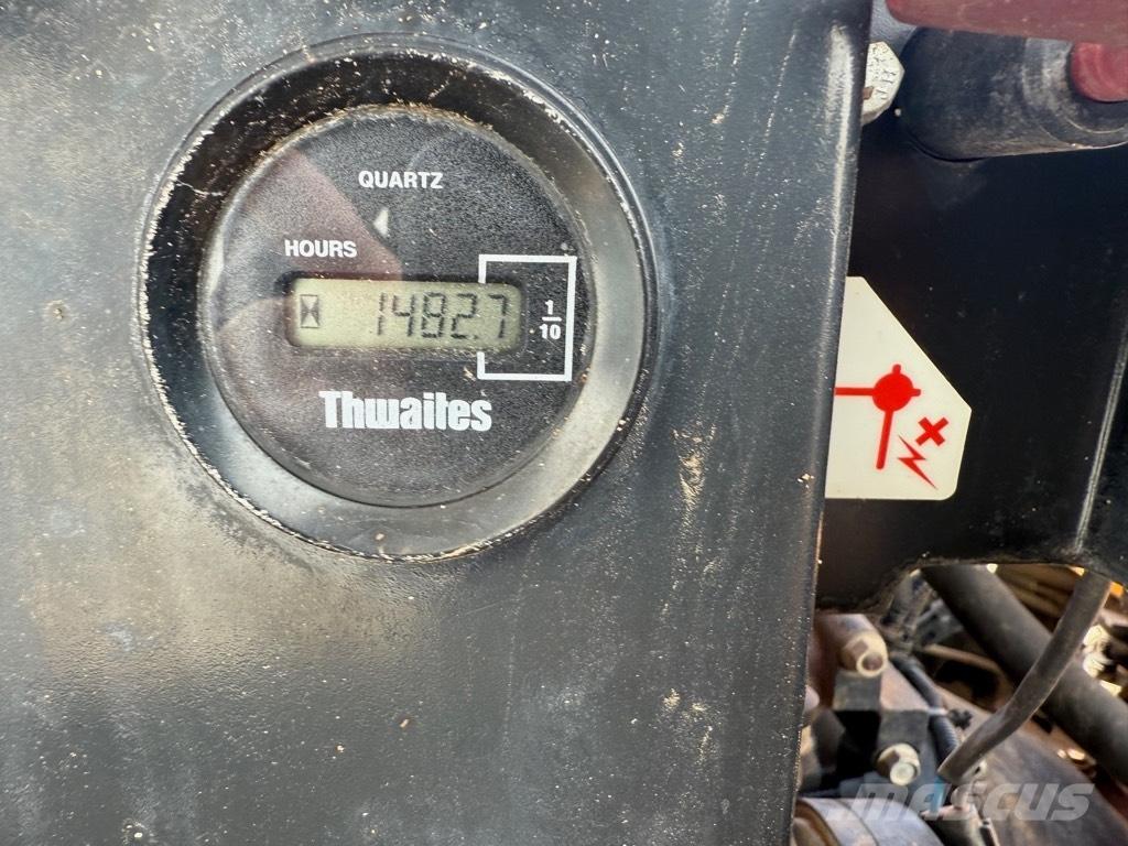 Thwaites 3 tonne Wozidła kolebkowe