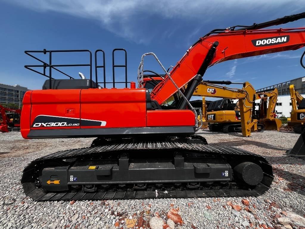 Doosan DX 300 LC-9C Koparki gąsienicowe