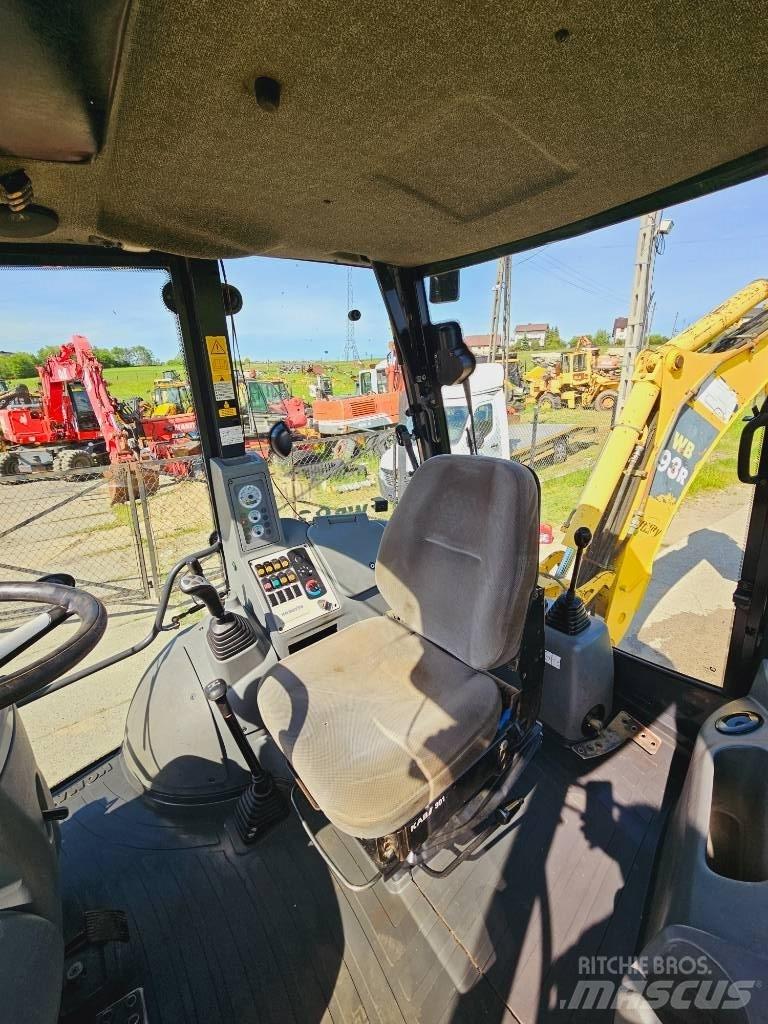 Komatsu WB 93 R Koparko-ładowarki