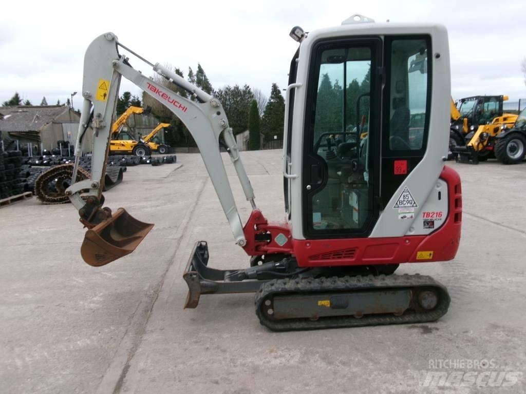 Takeuchi TB 216 Minikoparki