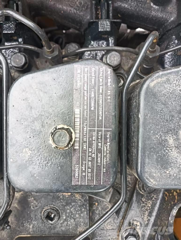 Hyundai 220LC-9S Koparki gąsienicowe