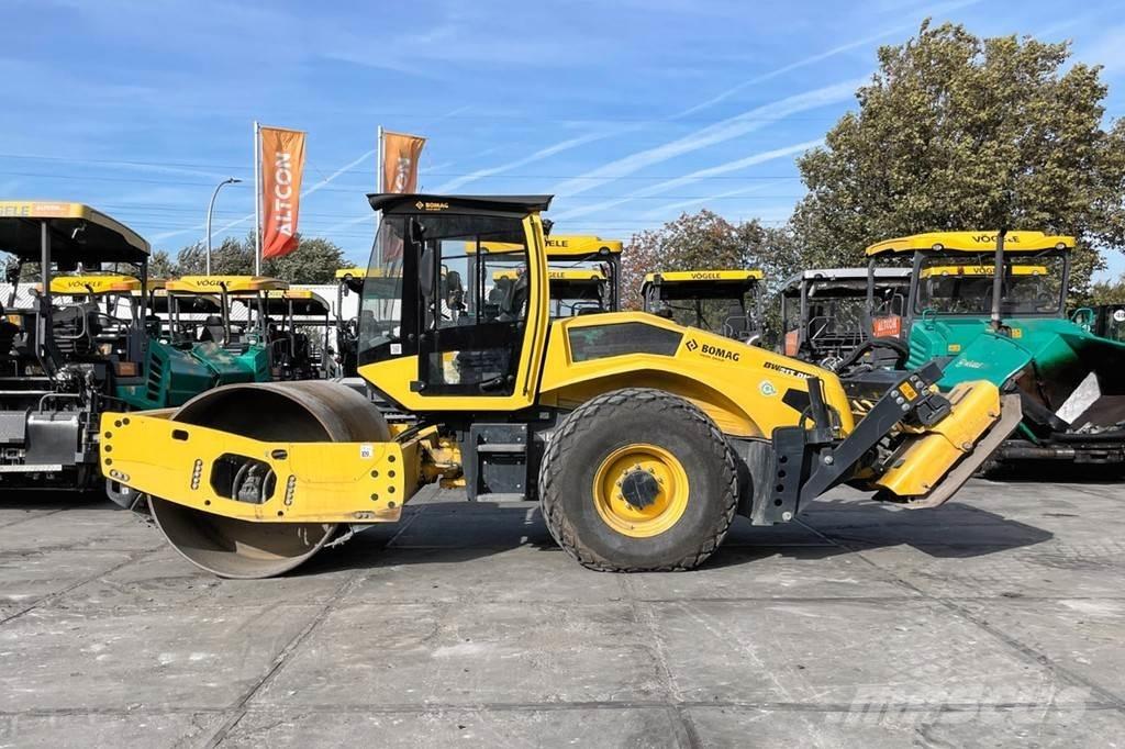Bomag BW 213 D-5 Walce jednobębnowe
