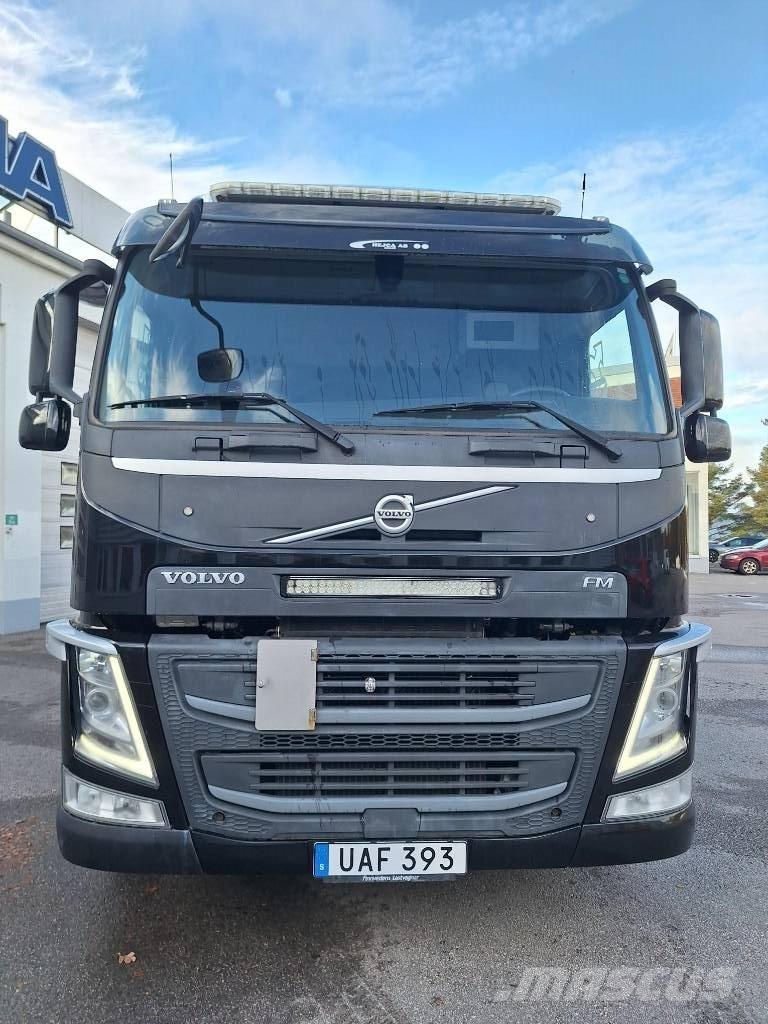 Volvo FM  6x2 Żurawie samochodowe