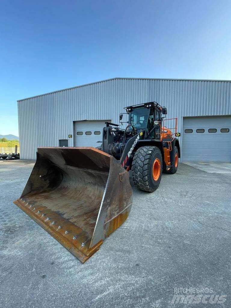 Doosan DL 320-7 Ładowarki kołowe