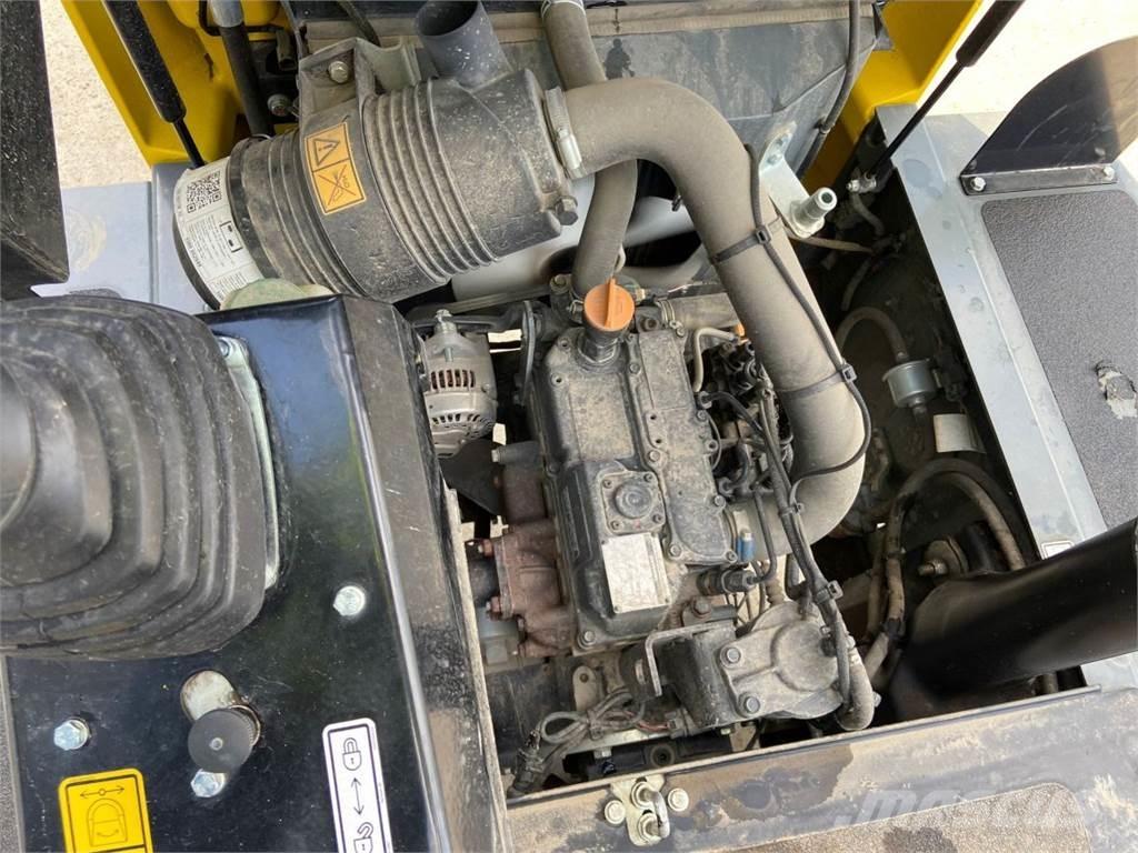 Neuson DW30 (8134) Wozidła kolebkowe