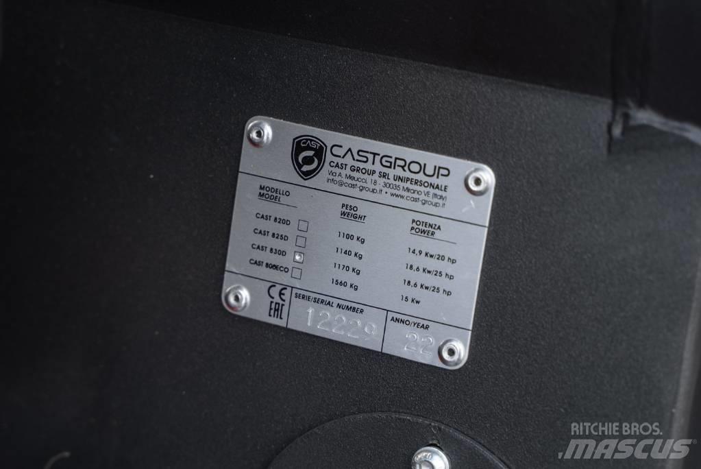 Cast 830D CARBON Miniładowarki