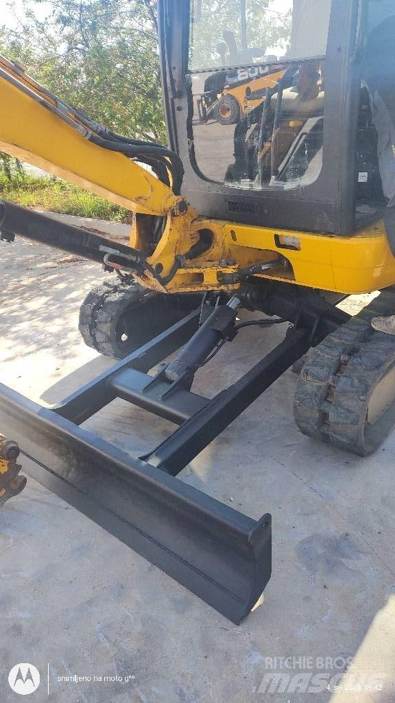 JCB 8035 ZTS Minikoparki