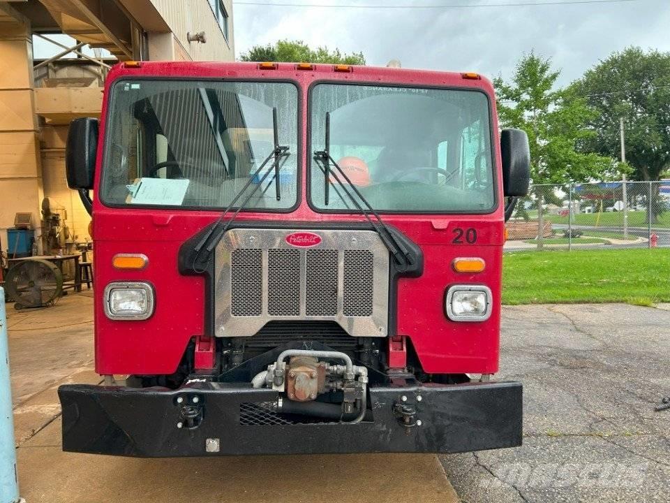 Peterbilt Loadmaster Inne