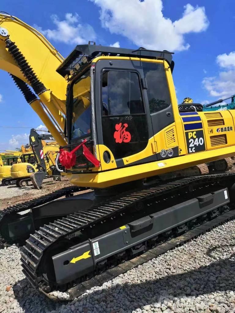 Komatsu PC 240 LC-8 Koparki gąsienicowe