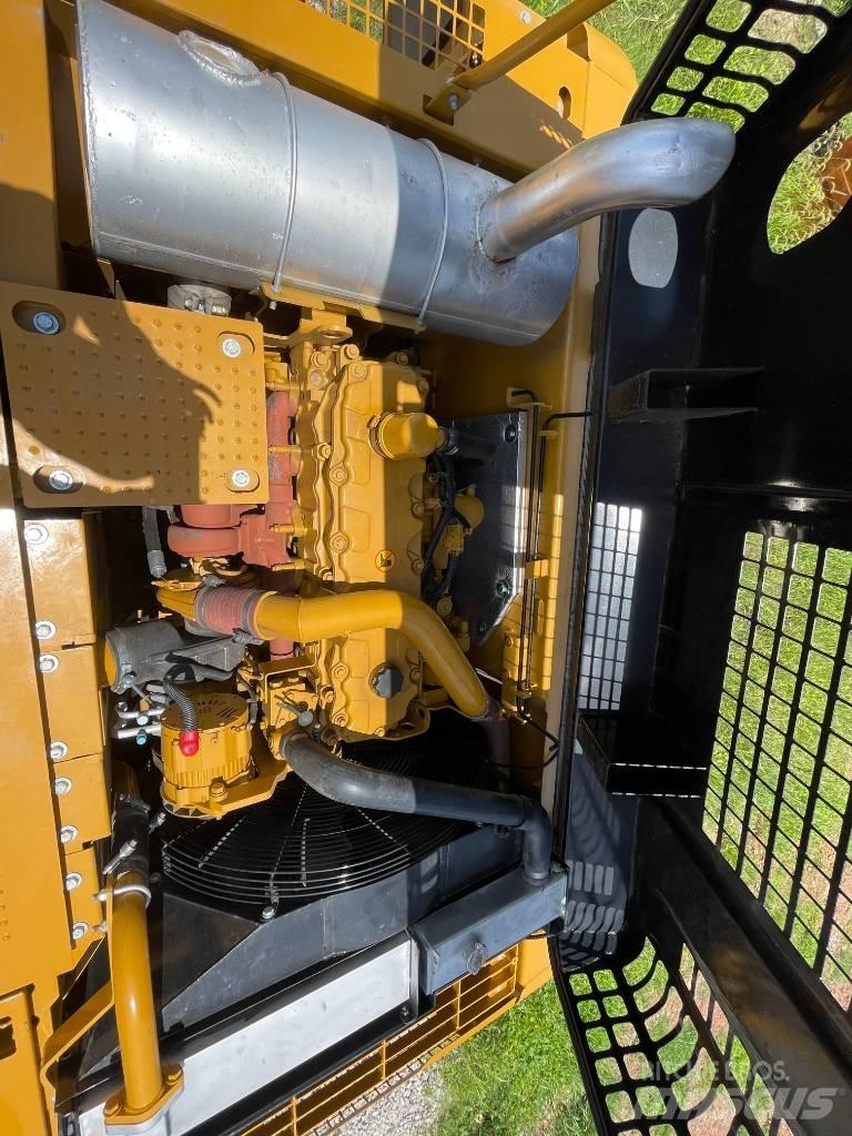 CAT 329 D Koparki gąsienicowe