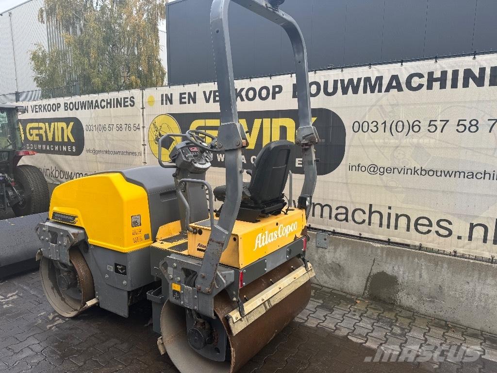 Dynapac CC 1200 Walce dwubębnowe