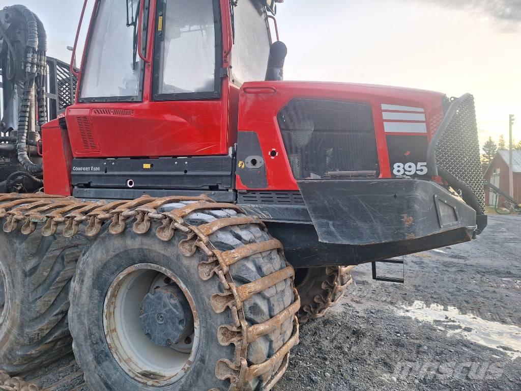 Komatsu 895 Forwardery