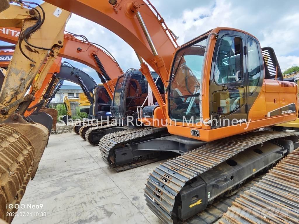 Doosan 225-7 Koparki gąsienicowe