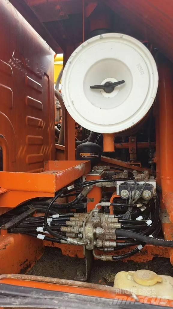Doosan DH 225 LC-7 Koparki gąsienicowe