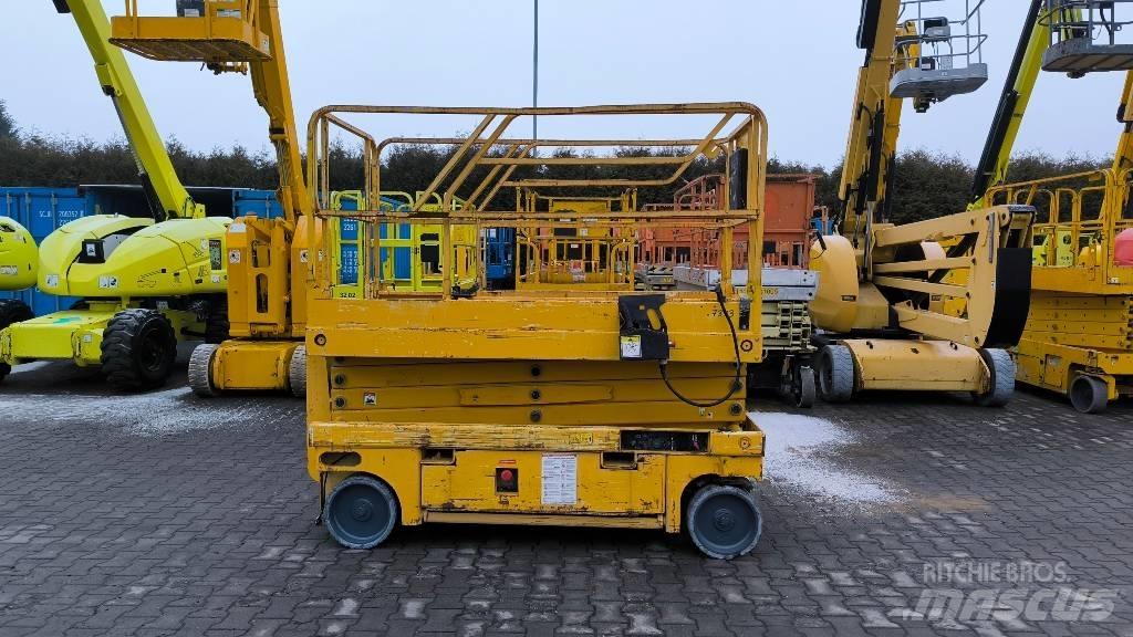 Haulotte Compact 10 Podnośniki nożycowe