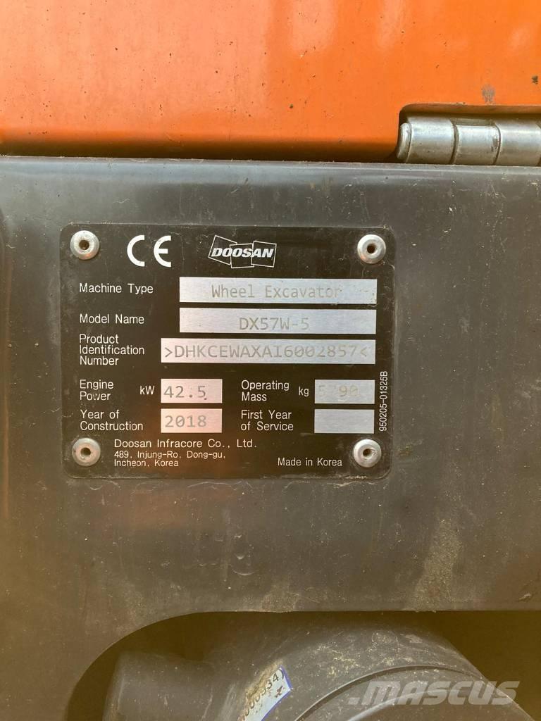 Doosan DX 57 W-5 Koparki kołowe