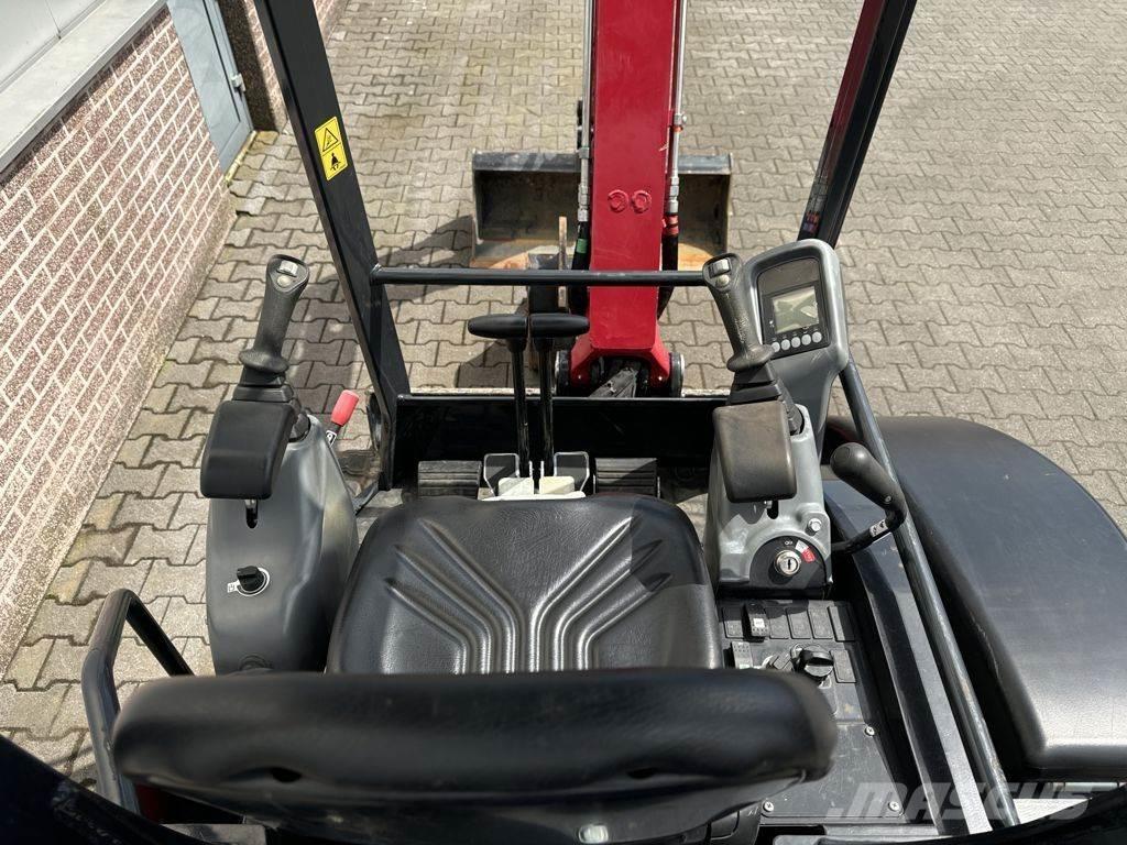 Yanmar VIO27 Minikoparki