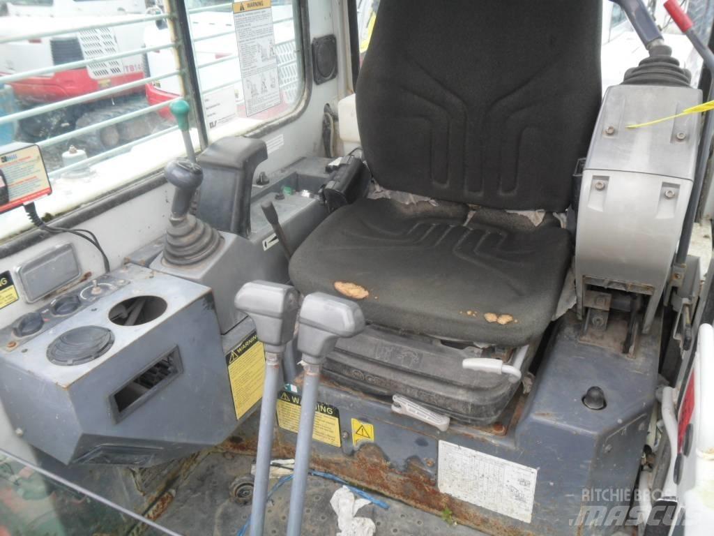 Takeuchi TB153FR Minikoparki