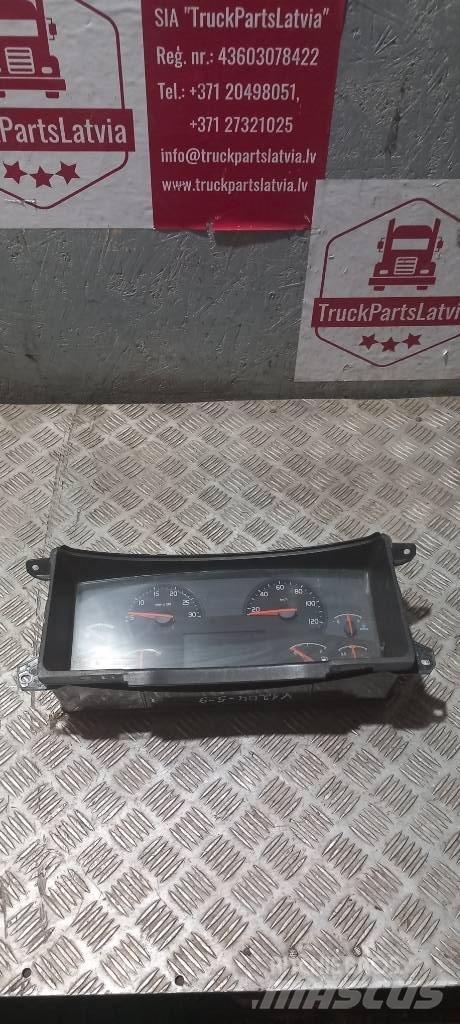Volvo FH 12    21542184 Kabiny i wnętrze