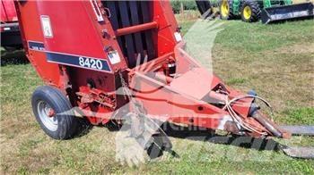 Case IH 8420 Prasy zwijające
