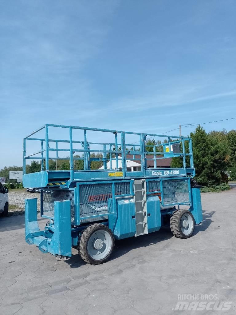 Genie 4390 Podnośniki nożycowe