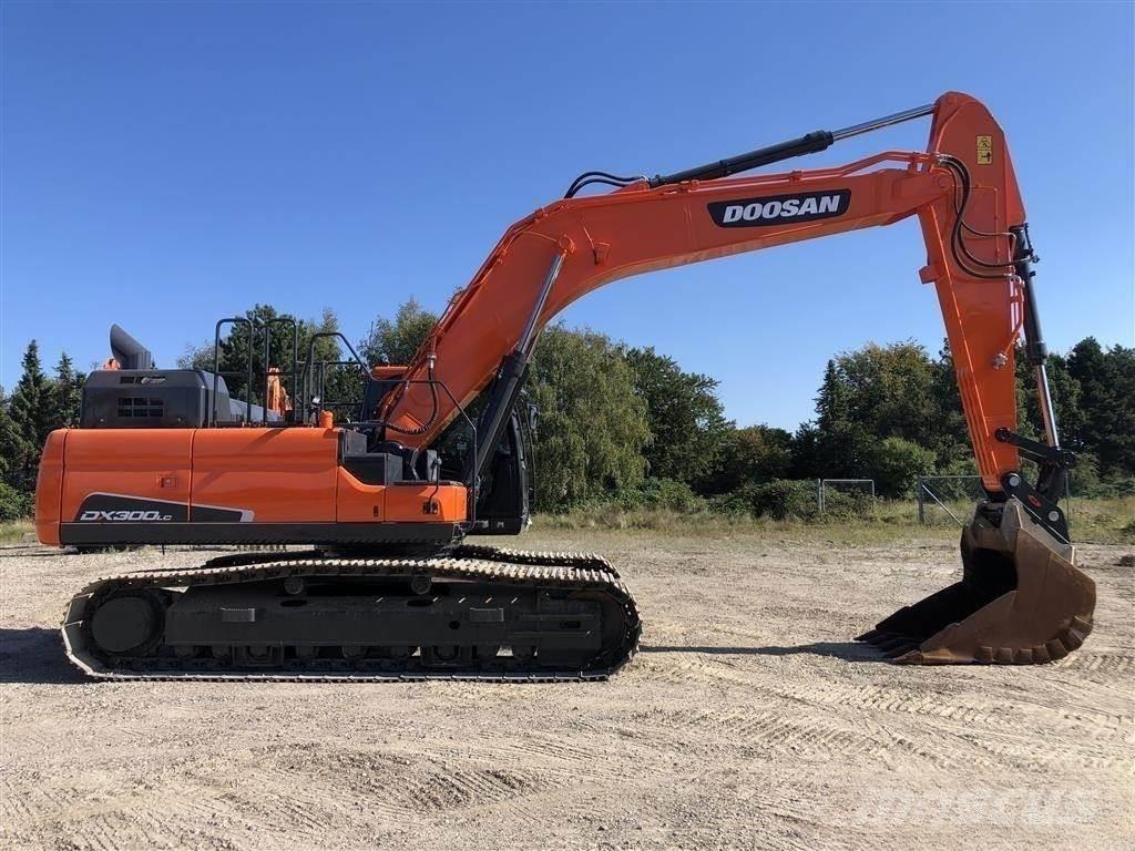 Doosan DX 300 Koparki gąsienicowe