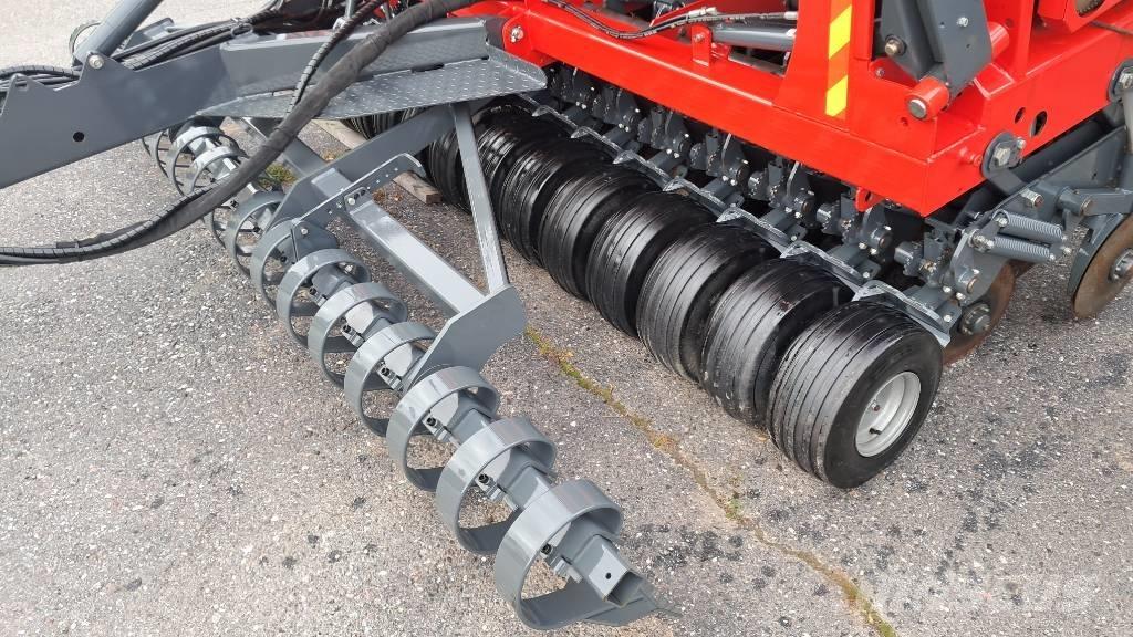 Tume Nova Combi 4000 Siewniki kombinowane