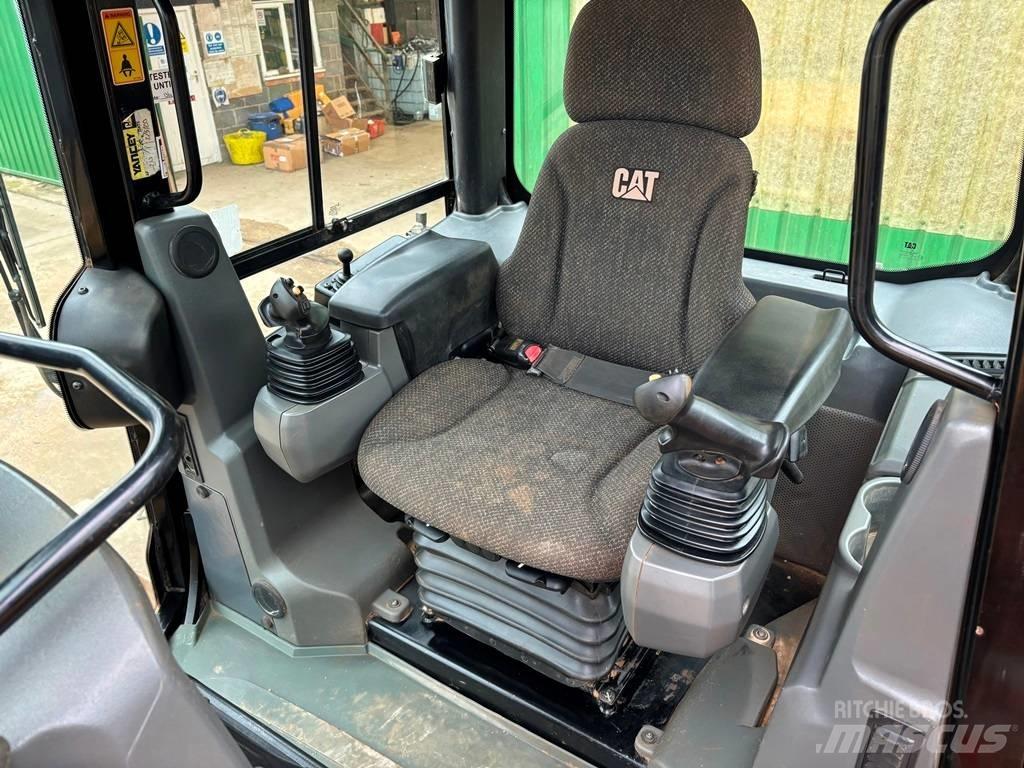 CAT D 6 K 2 LGP Spycharki gąsienicowe