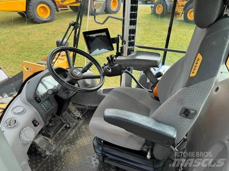 Volvo L 120 H Ładowarki kołowe