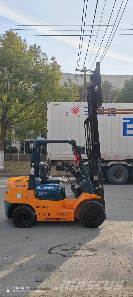 Toyota FD 30 Wózki Diesla